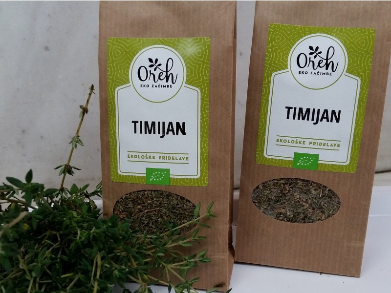 Ekološki timijan, nepogrešljiv pri zeliščnih jedeh, juhah in zeliščnih čajih.